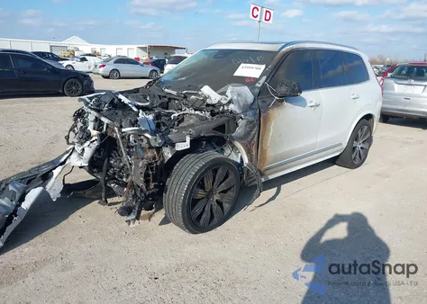 2024 Volvo Xc90 B5 Plus Bright Theme z USA, uszkodzony, nr VIN YV4L12PE0R1229807